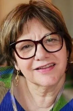 Geneviève Jelsch, smiling.